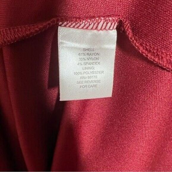 T‎ Tahari Ponte Sleeveless Midi Dress Garnet Red Size L Zip Back New With Tags - Picture 5 of 8